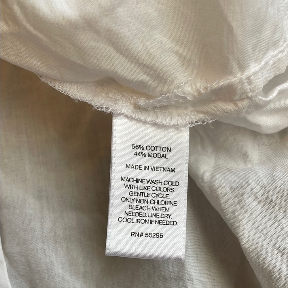 Express White Button-Up Shirt - Picture 4 of 4